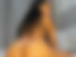 Hot-Mamacitah's Live Sex Cam Show