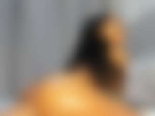 Hot-Mamacitah's Live Sex Cam Show