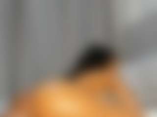 Hot-Mamacitah's Live Sex Cam Show