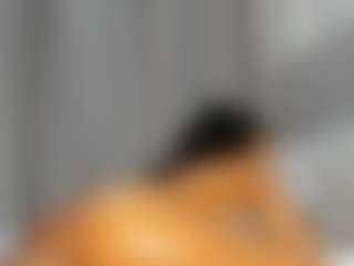 Hot-Mamacitah's Live Sex Cam Show