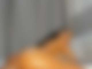 Hot-Mamacitah's Live Sex Cam Show