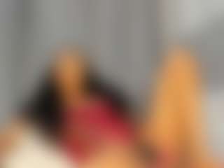 Hot-Mamacitah's Live Sex Cam Show