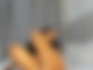 Hot-Mamacitah's Live Sex Cam Show