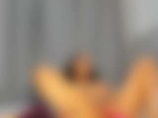 Live cam show with Hot-Mamacitah - Roll on Camsoda
