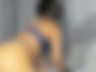Hot-Mamacitah's Live Sex Cam Show