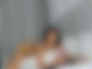 Hot-Mamacitah's Live Sex Cam Show