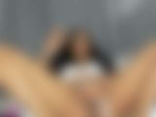Hot-Mamacitah's Live Sex Cam Show
