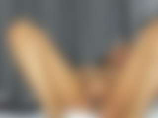 Hot-Mamacitah's Live Sex Cam Show