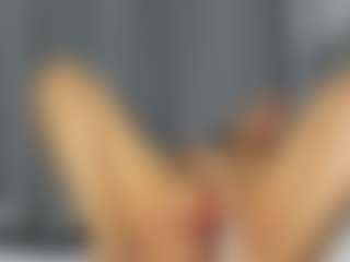 Hot-Mamacitah's Live Sex Cam Show