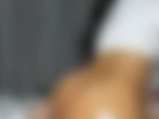 Hot-Mamacitah's Live Sex Cam Show
