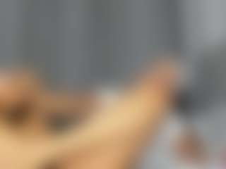 Live cam show with Hot-Mamacitah - Black Petite on Camsoda | united states