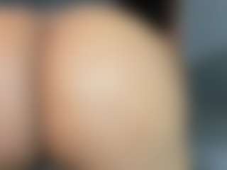 Hot-Mamacitah's Live Sex Cam Show