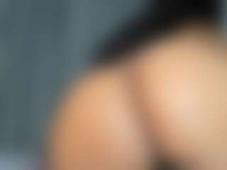 Hot-Mamacitah's Live Sex Cam Show