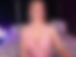 Live cam show with LylaYeess - Horney on Uber Horny