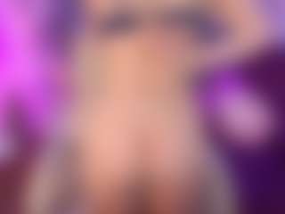 LylaYeess's Live Sex Cam Show