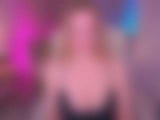 Live cam show with LylaYeess - Oil on Fling VIP Chat