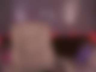 Live cam show with LylaYeess - Squirt Blonde Hair on AdultVida.com