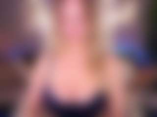 Live cam show with LylaYeess - Teen (18+) on Camsoda