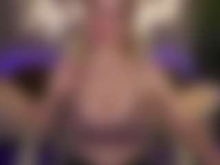 Live cam show with LylaYeess - Normal on LiveSexCams6