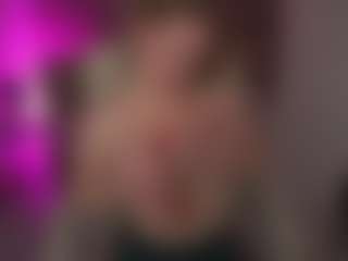 Live cam show with LylaYeess - Twerk on Adult Interactions