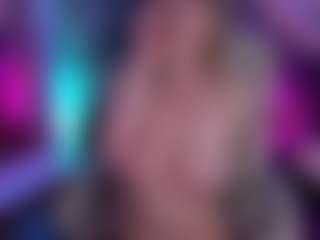 Spettacolo in cam dal vivo con LylaYeess - Cute su Camsoda