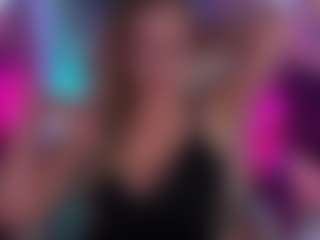 LylaYeessのライブセックスチャットショー