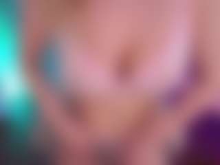 LylaYeess's Live Sex Cam Show