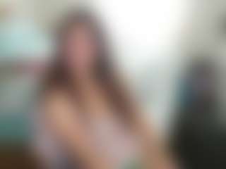 Live cam show with XLennaX - Moaning on googirlz