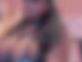 Live cam show with AdaBennett - Ebony on CamwithHer | colombia