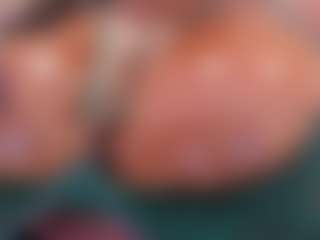Live cam show with AdaBennett - Ebony Big Ass on CamClone