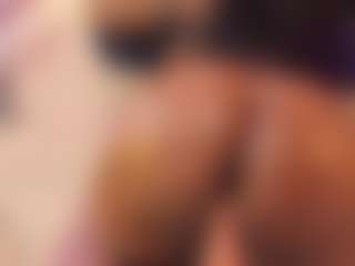 Live cam show with AdaBennett - Anal on Chatstar