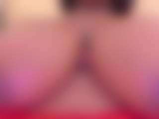Live cam show with AdaBennett - Double Penetration on Camsoda