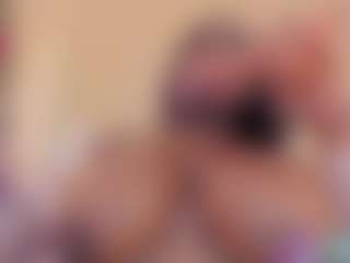 Live cam show with AdaBennett - Lingerie on livesuperchat.net