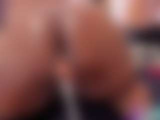 Live cam show with AdaBennett - BBW on Hubzter Live