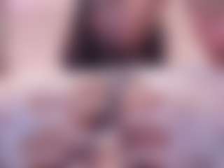 Live cam show with AdaBennett - Double Penetration on Camsoda