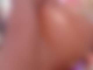 Live cam show with AdaBennett - Ebony on Camsoda | colombia