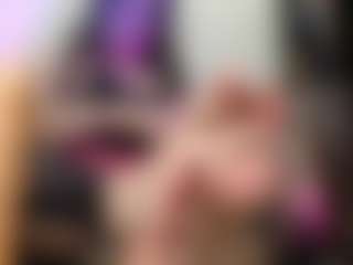 FeetAmatistaQueenz's Live Sex Cam Show