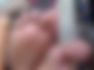 FeetAmatistaQueenz's Live Sex Cam Show