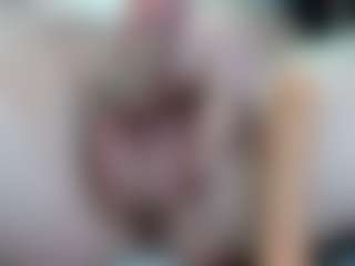 FeetAmatistaQueenz's Live Sex Cam Show