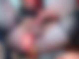 Live cam show with FeetAmatistaQueenz - Smoking on Camsoda