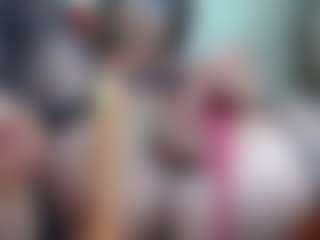 Live cam show with FeetAmatistaQueenz - Brown Eyes on Camsoda