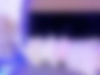 Live cam show with KarlaGonzales - Flashing on Gym Cam Girls