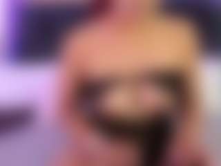 KarlaGonzales's Live Sex Cam Show