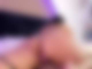 KarlaGonzales's Live Sex Cam Show