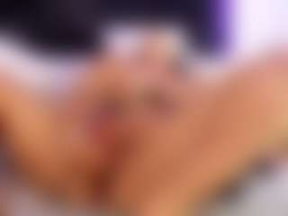 Live cam show with KarlaGonzales - Bikini on EXY