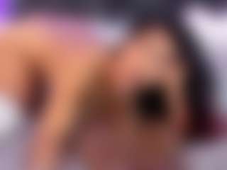 Live cam show with KarlaGonzales - Blowjob on TottyGirls