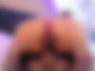 Live cam show with KarlaGonzales - Facial Piercings on Camsoda