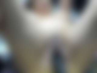 Live cam show with kattysquirt - Athletic on Hubzter Live