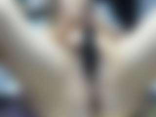 Live cam show with kattysquirt - Athletic on SinfulBabes