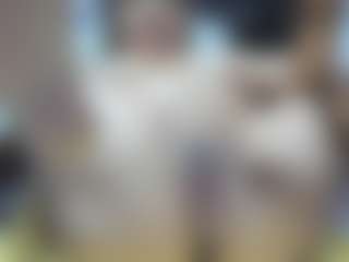 Live cam show with kattysquirt - Flashing on Camiplay Live